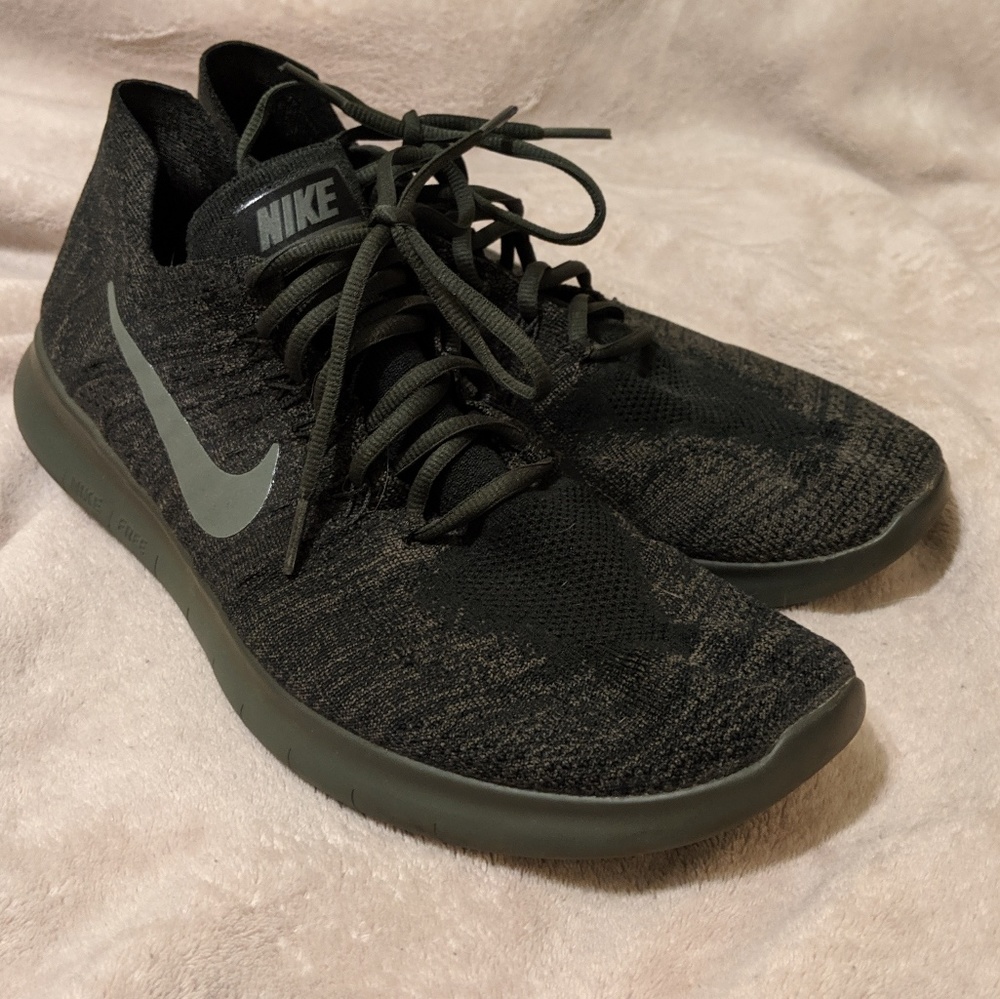 Army Green Nike Flynit